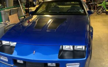 Chevrolet-Camaro-iroc-z-z28-1987-blue-88514-2