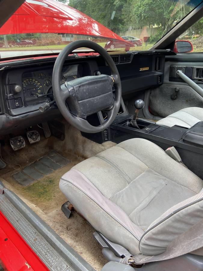 Chevrolet-Camaro-z28-1991-red-241401-1