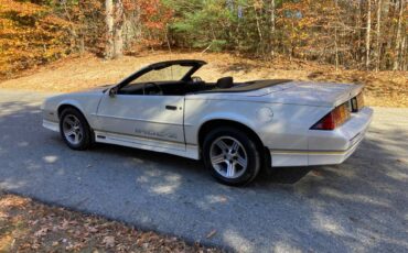 Chevrolet-Camaro-z28-convertible-1988-white-129467-3