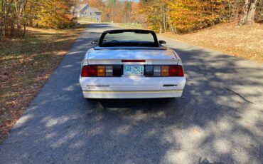 Chevrolet-Camaro-z28-convertible-1988-white-129467-4