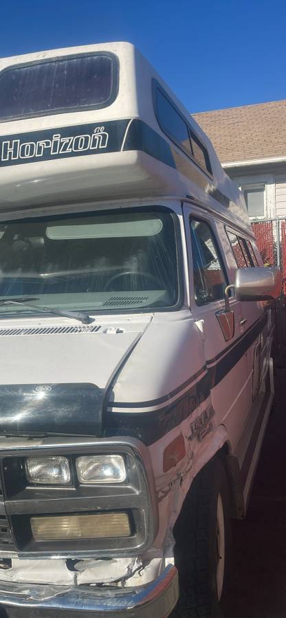 Chevrolet-Camper-van-horizon-1992-custom-210824-12