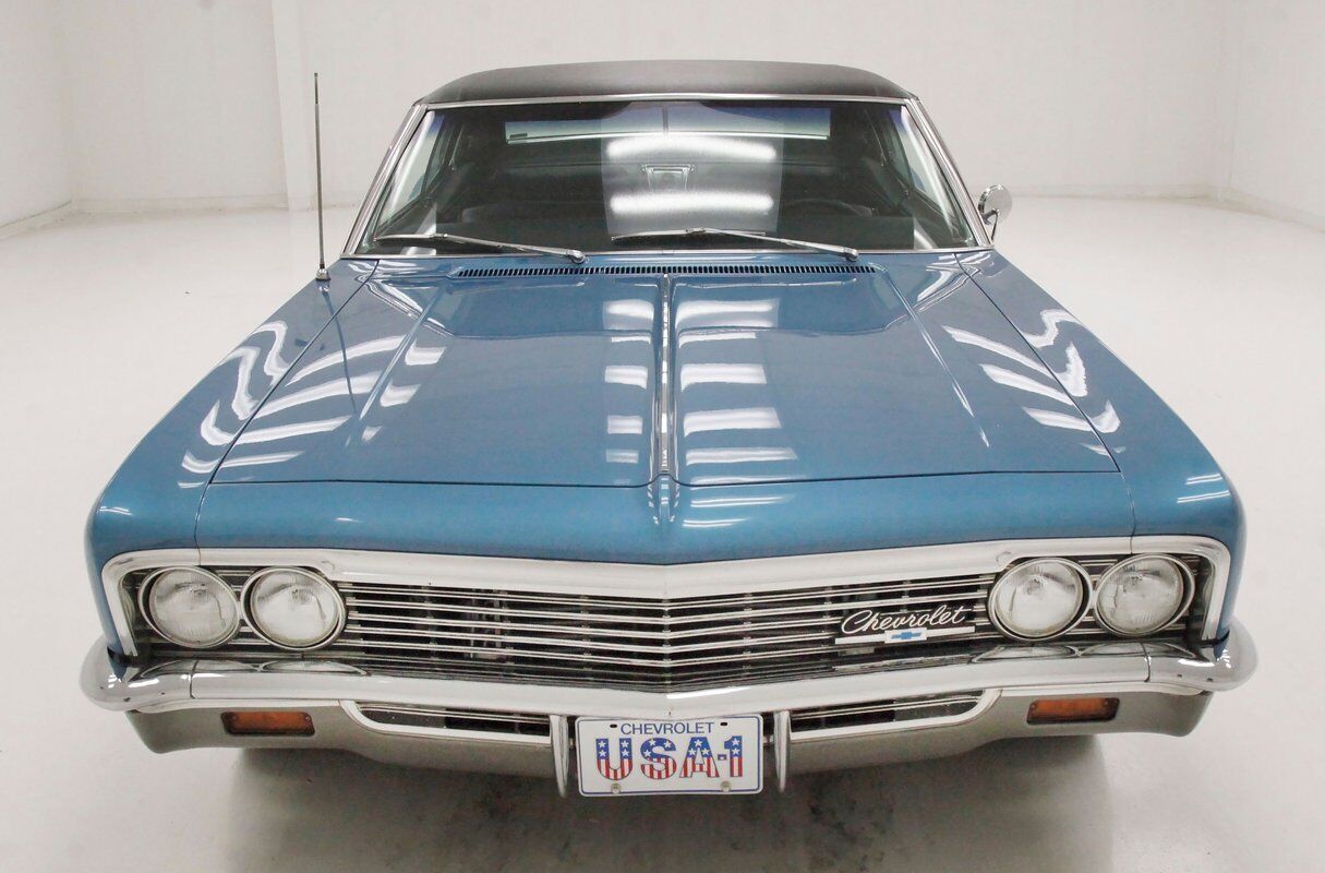 Chevrolet-Caprice-1966-Blue-Black-141643-6