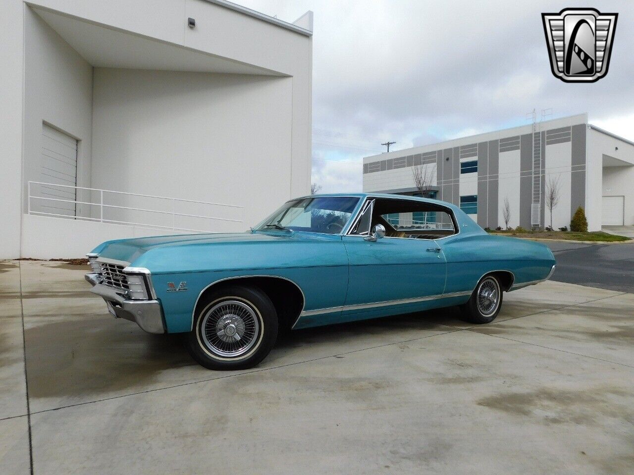 Chevrolet-Caprice-1967-Emerald-Turquoise-Gold-117653-2