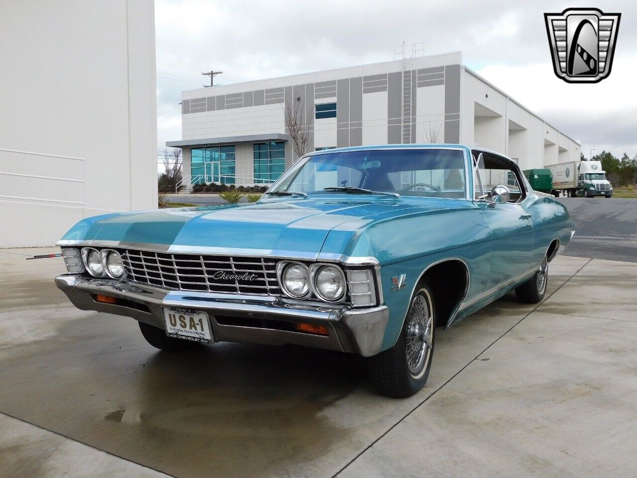 Chevrolet-Caprice-1967-Emerald-Turquoise-Gold-117653-4