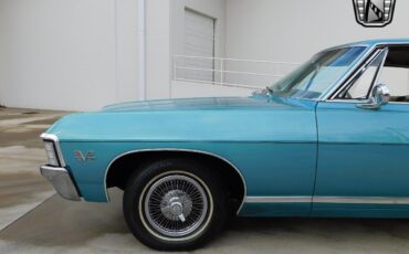 Chevrolet-Caprice-1967-Emerald-Turquoise-Gold-117653-5