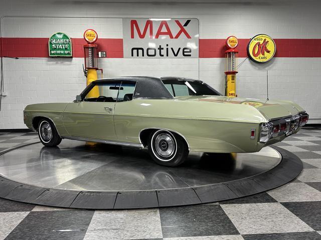 Chevrolet-Caprice-1969-Green-Black-96609-4