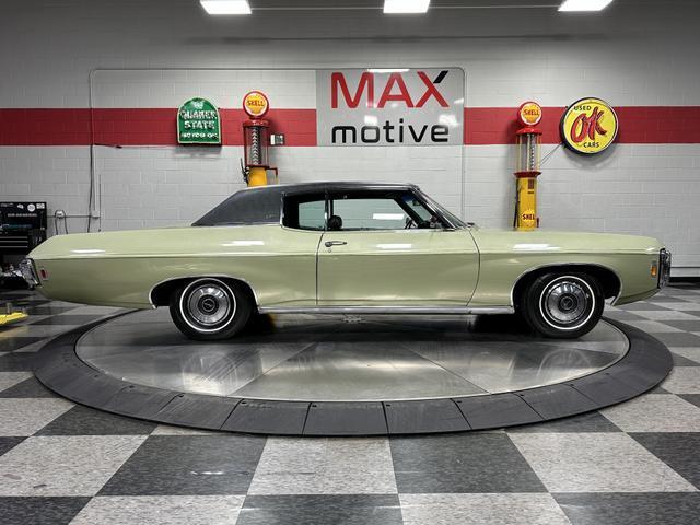 Chevrolet-Caprice-1969-Green-Black-96609-7