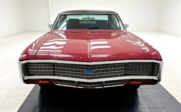 Chevrolet-Caprice-Berline-1969-Red-Black-151272-7