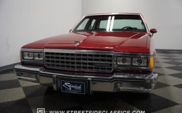 Chevrolet-Caprice-Berline-1984-Burgundy-Burgundy-94536-23