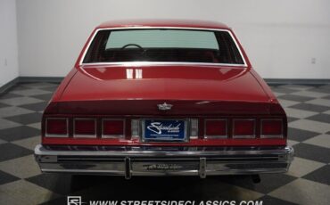 Chevrolet-Caprice-Berline-1984-Burgundy-Burgundy-94536-29