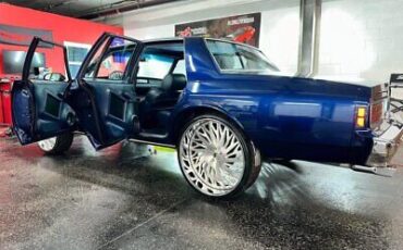 Chevrolet-Caprice-Berline-1988-Blue-Blue-48280-4