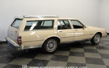 Chevrolet-Caprice-Break-1981-Beige-Camel-144880-11