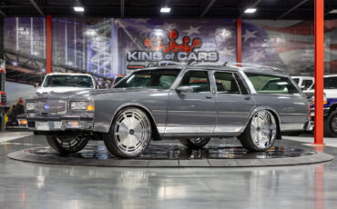 Chevrolet-Caprice-Break-1988-Silver-Gray-139714-3