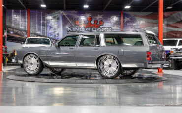 Chevrolet-Caprice-Break-1988-Silver-Gray-139714-6