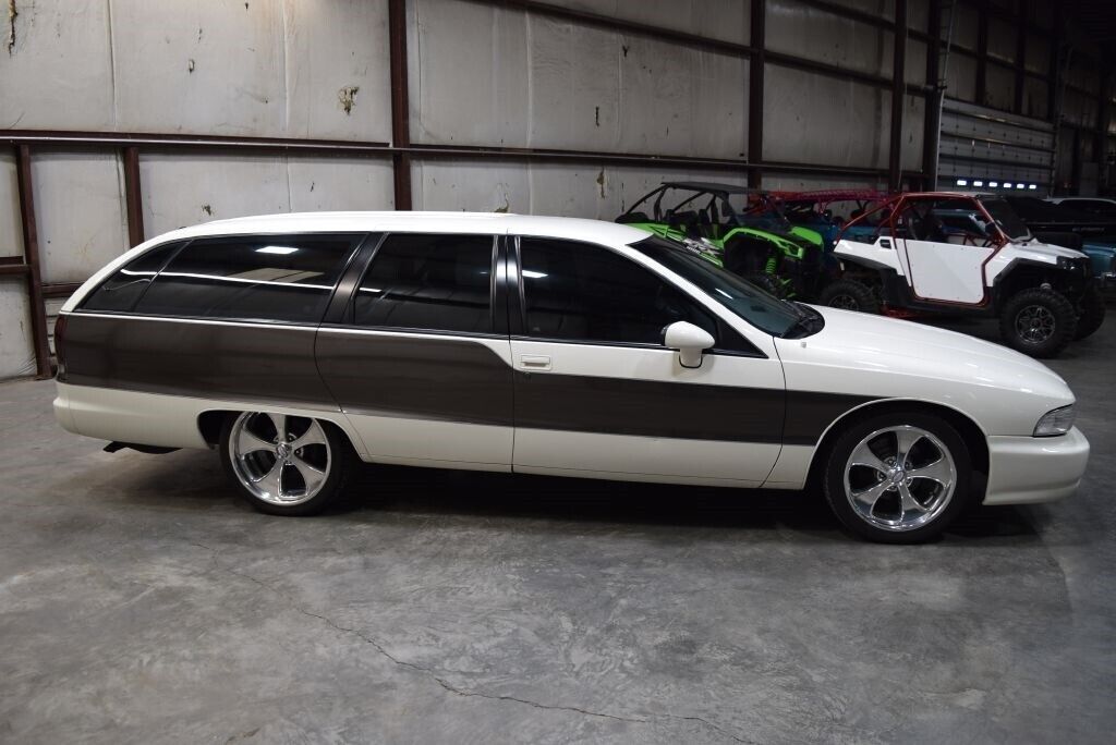 Chevrolet-Caprice-Break-1991-White-Gray-69839-6