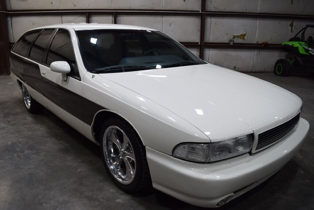 Chevrolet-Caprice-Break-1991-White-Gray-69839-7