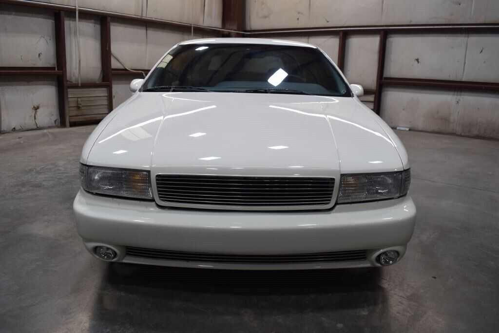 Chevrolet-Caprice-Break-1991-White-Gray-69839-8