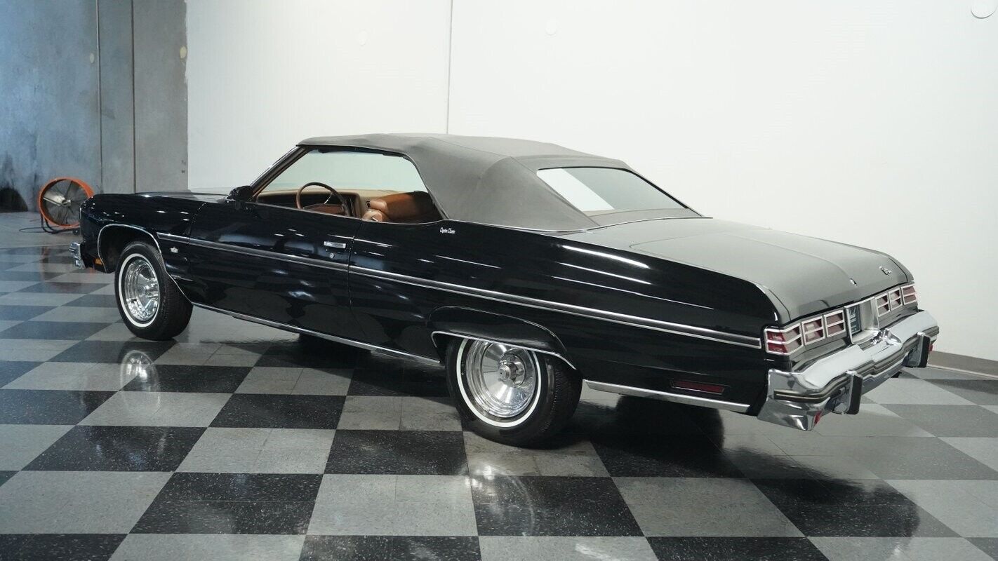 Chevrolet-Caprice-Cabriolet-1975-Black-Dark-Saddle-14109-7