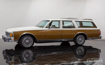 Chevrolet-Caprice-Classic-1979-White-Tan-Leather-9371-1