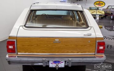 Chevrolet-Caprice-Classic-1979-White-Tan-Leather-9371-6