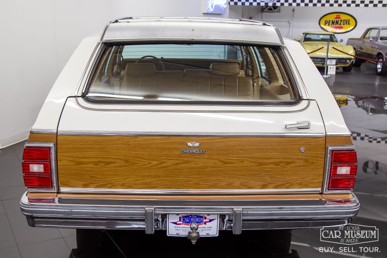 Chevrolet-Caprice-Classic-1979-White-Tan-Leather-9371-6