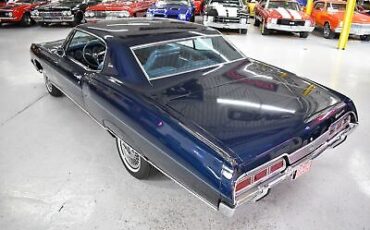 Chevrolet-Caprice-Coupe-1967-Blue-Blue-93500-17