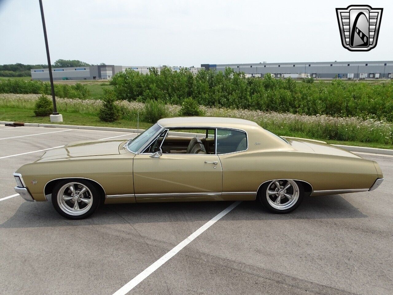 Chevrolet-Caprice-Coupe-1967-Gold-Gold-14952-3