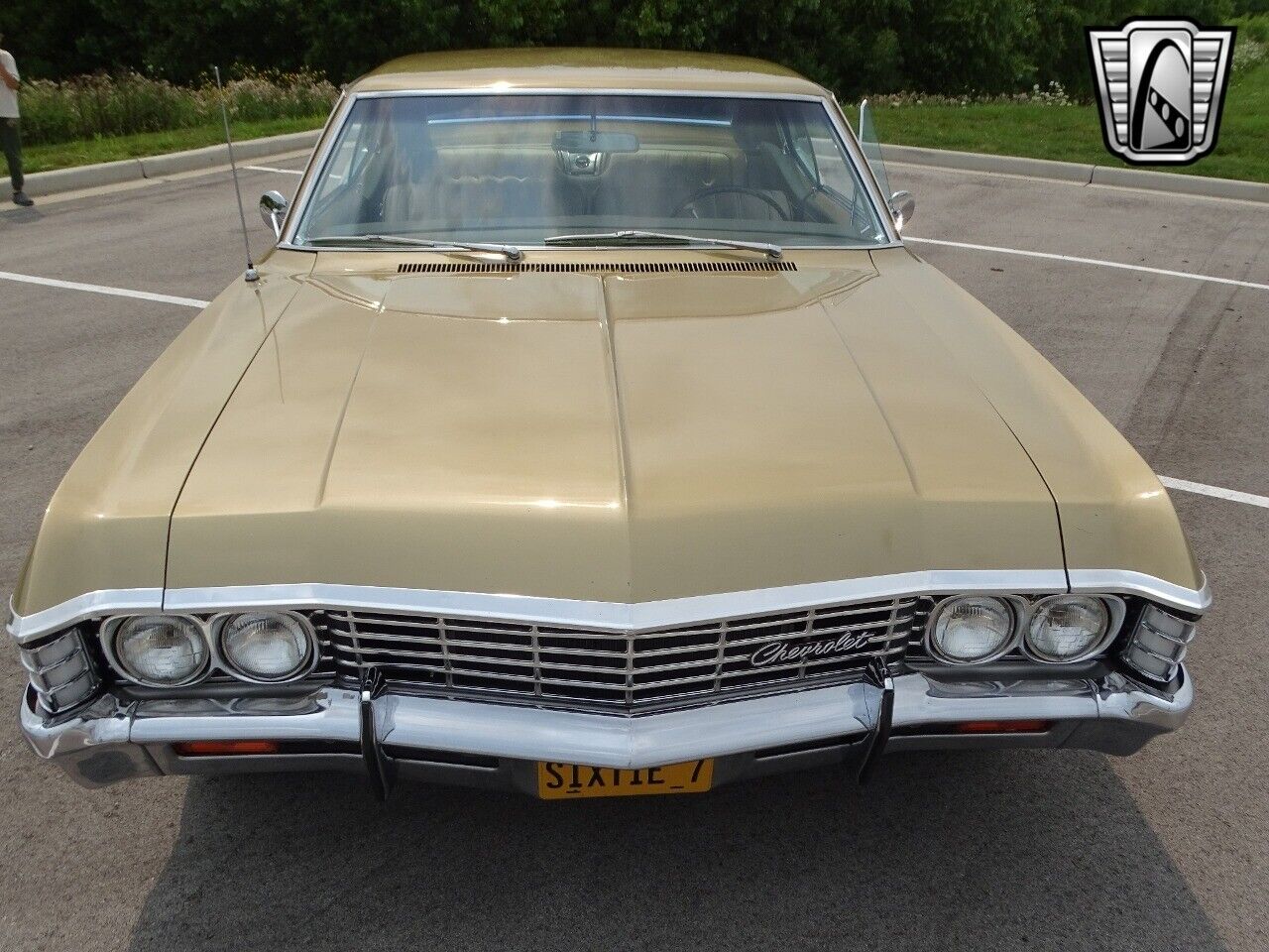 Chevrolet-Caprice-Coupe-1967-Gold-Gold-14952-7