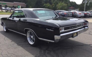 Chevrolet-Chevelle-1966-Black-Black-22586-7