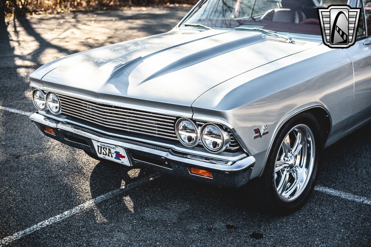 Chevrolet-Chevelle-1966-Gray-Red-5000-10