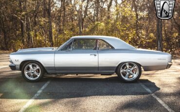 Chevrolet-Chevelle-1966-Gray-Red-5000-3