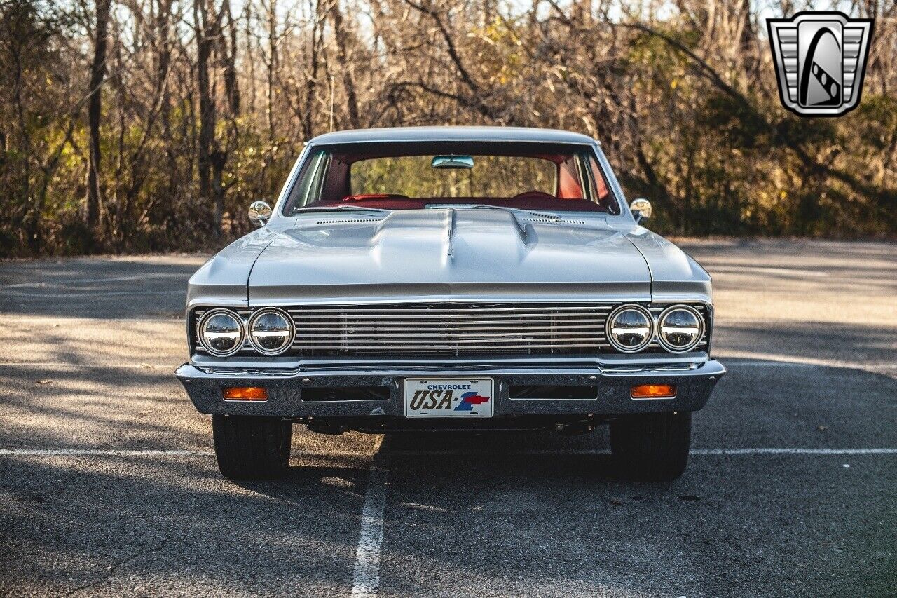 Chevrolet-Chevelle-1966-Gray-Red-5000-9