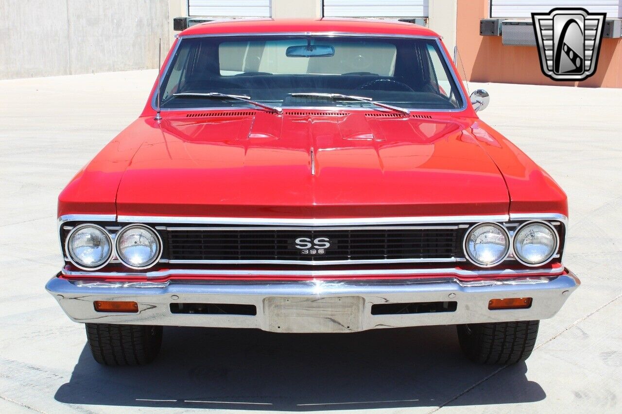 Chevrolet-Chevelle-1966-Red-Black-3681-10