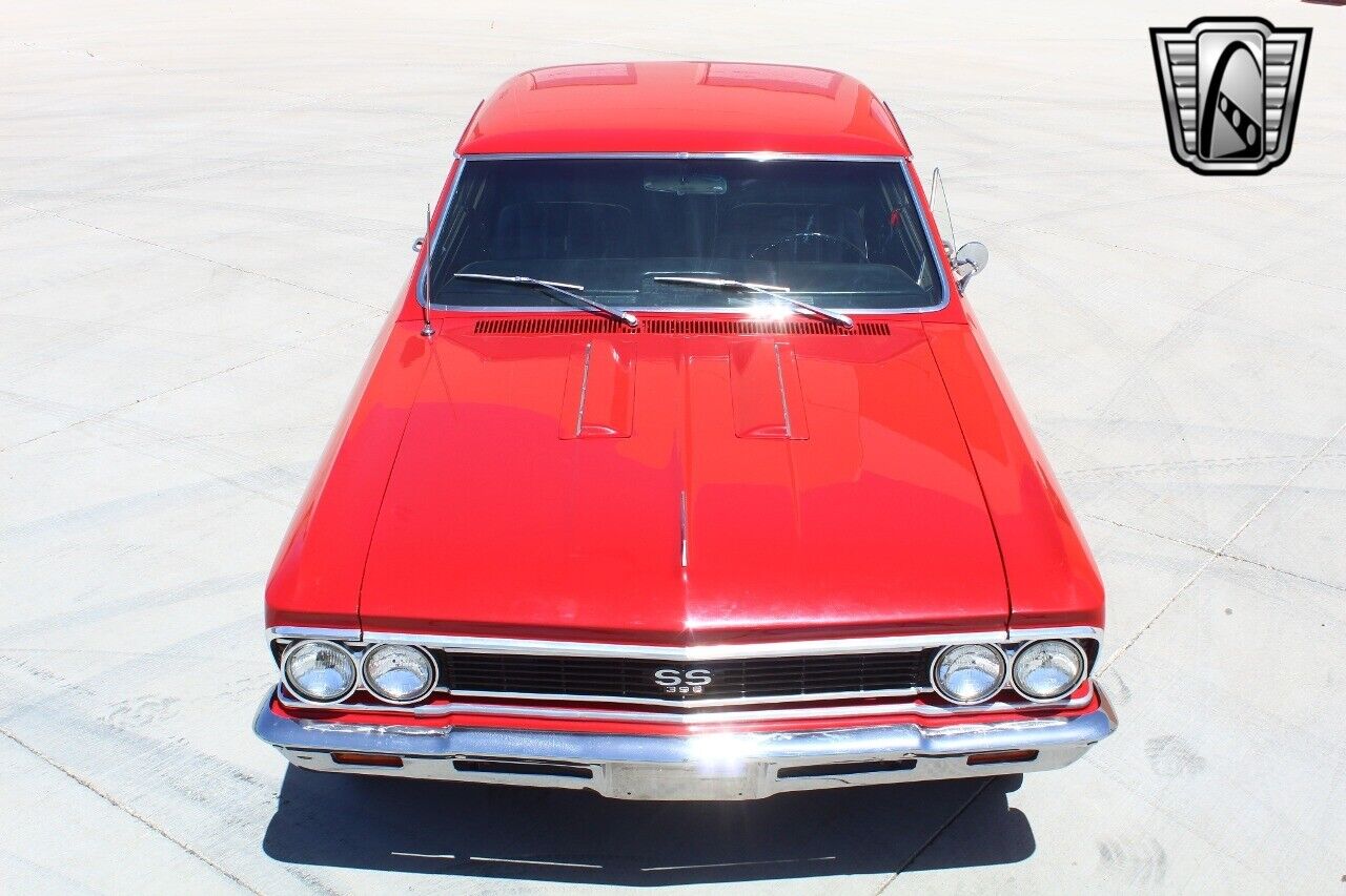 Chevrolet-Chevelle-1966-Red-Black-3681-5