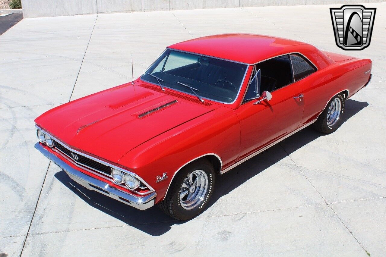 Chevrolet-Chevelle-1966-Red-Black-3681-6