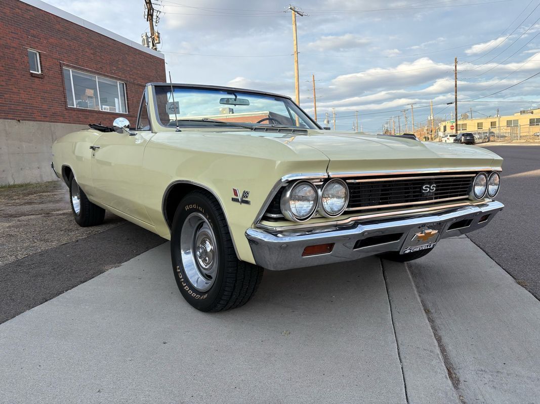 Chevrolet-Chevelle-1966-Yellow-Black-4875-13