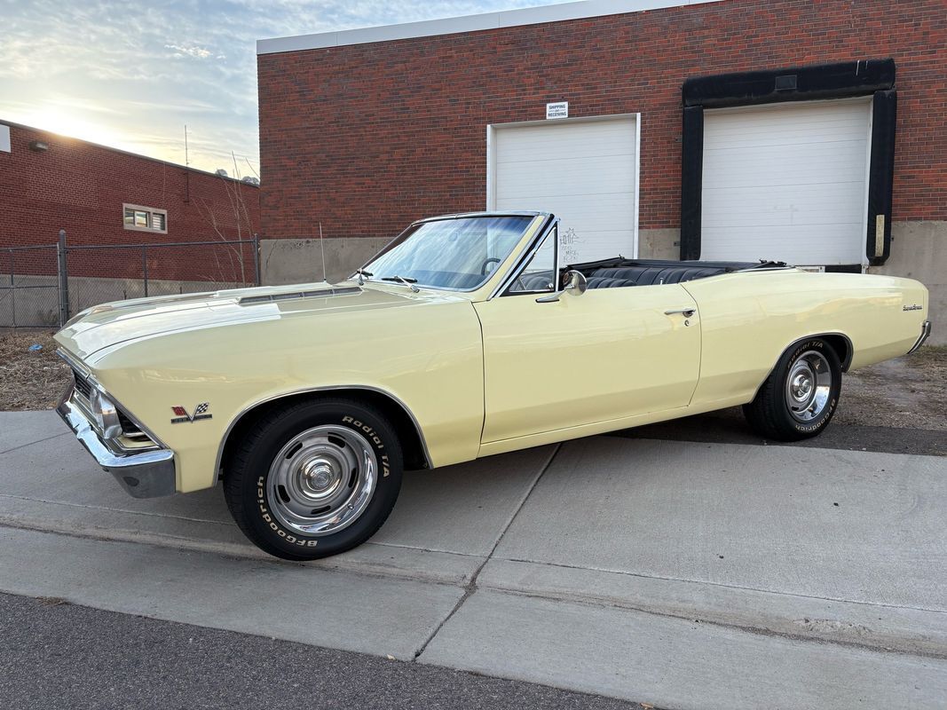 Chevrolet-Chevelle-1966-Yellow-Black-4875-16