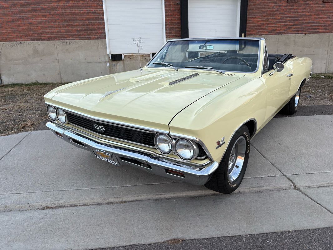 Chevrolet-Chevelle-1966-Yellow-Black-4875-9