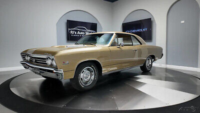 Chevrolet-Chevelle-1967-Gold-Gold-10760-1