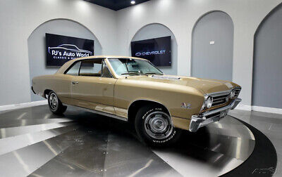 Chevrolet-Chevelle-1967-Gold-Gold-10760-14