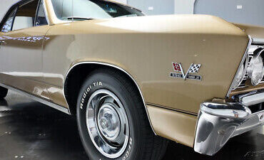 Chevrolet-Chevelle-1967-Gold-Gold-10760-18