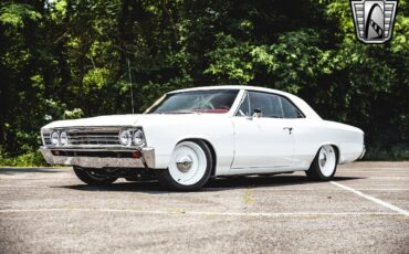 Chevrolet-Chevelle-1967-White-Red-2247-2