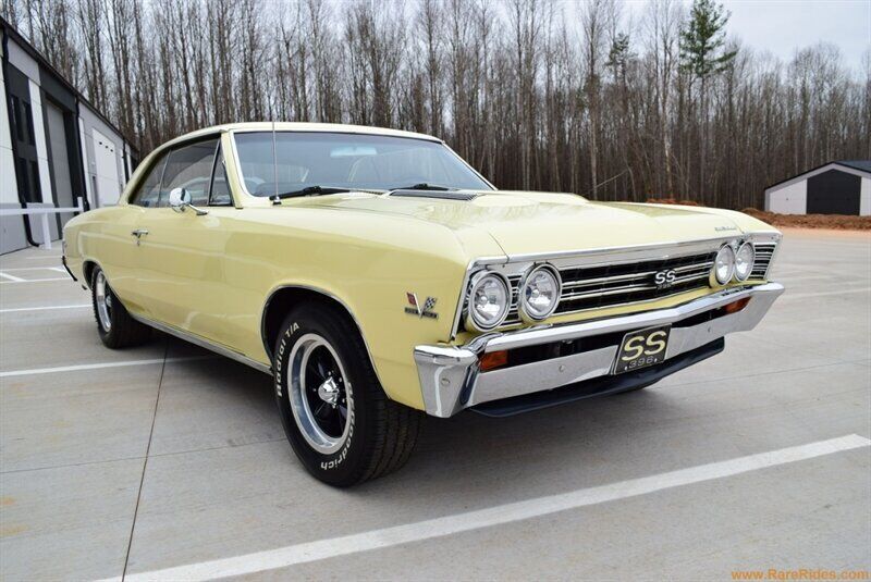 Chevrolet-Chevelle-1967-Yellow-Black-5354-1