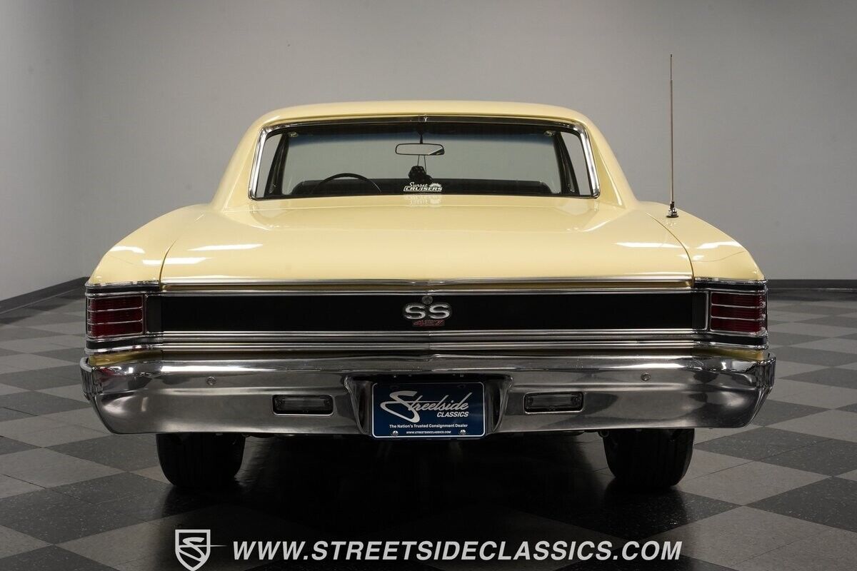 Chevrolet-Chevelle-1967-Yellow-Black-76882-10