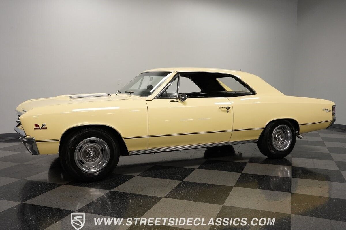 Chevrolet-Chevelle-1967-Yellow-Black-76882-6