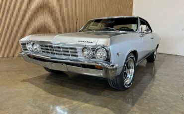 Chevrolet-Chevelle-1967-custom-805-1