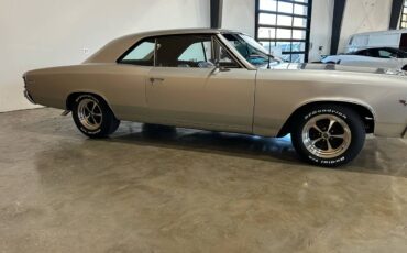 Chevrolet-Chevelle-1967-custom-805-18