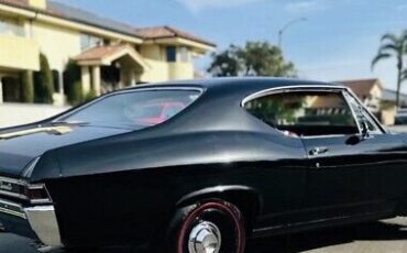 Chevrolet-Chevelle-1968-Black-Red-1749-17