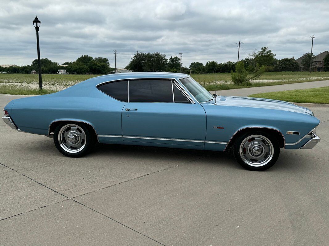 Chevrolet-Chevelle-1968-Blue-Blue-0-32