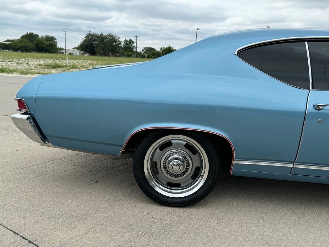 Chevrolet-Chevelle-1968-Blue-Blue-0-35